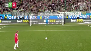 Harry Kane marnuje rzut karny. Sroga pomyłka Anglika! Kamil Grabara jeszcze bez straconego gola w meczu z Bayernem!