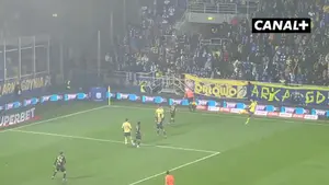 Hat-trick w 14 minut! Edu Espiau był bohaterem ostatniego starcia Arki z Lechem! Jaki wynik obstawiacie dziś? Mecz obejr