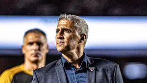 Hernan Crespo wraca na ławkę trenerską. Argentyńczyk podpisał długoletni kontrakt
