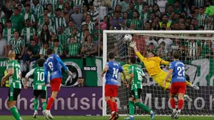 Historyczny powrót po 21 latach stał się faktem. Wielkie emocje i kontrowersje w LaLiga