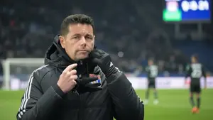 Historyczny sukces i nagły zwrot. Trener Lens otrzymał potężną ofertę, fani zamarli