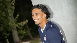 Holendrzy walczyli o wielki talent PSV do samego końca. Piłkarz podjął ostateczną decyzję