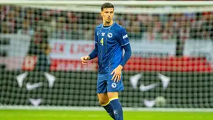 Inter Mediolan i Barcelona interesują się Tarikiem Muharemoviciem