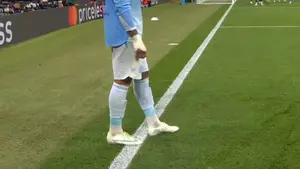 Interwencja meczu! Kapitalnie zachował się Nuno Mendes i uchronił swoją ekipę od straty gola!