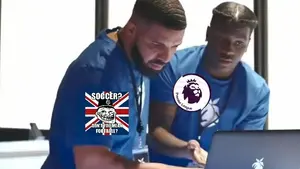Jak zdobyć punkty na Old Trafford? Wystarczy dostać czerwoną kartkę