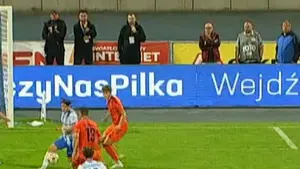 Jakie wasze zdanie. Powinien być rzut karny w tej sytuacji?