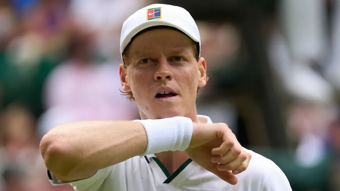 Jannik Sinner nie zagra w US Open? Włoch walczy z czasem przed ostatnim Wielkim Szlemem