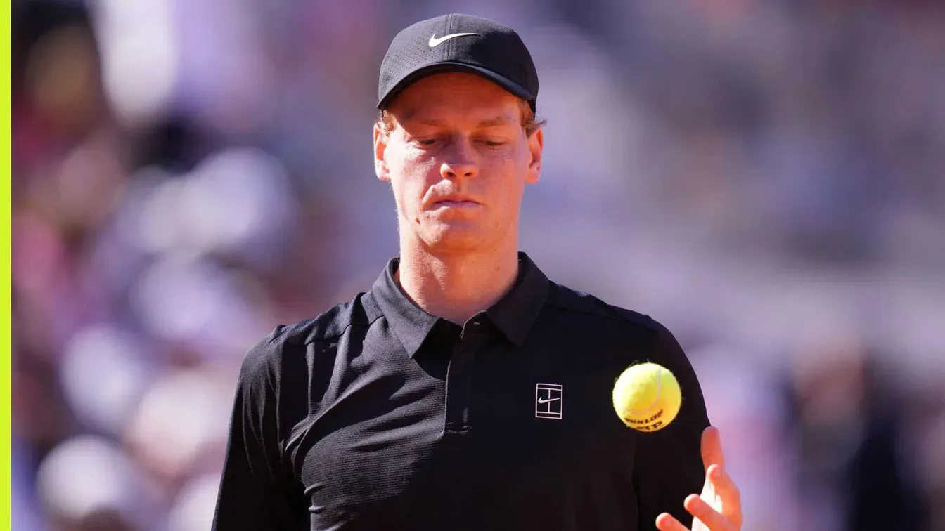 Jannik Sinner szykuje powrót w Pekinie. Zverev wciąż stawia go wyżej