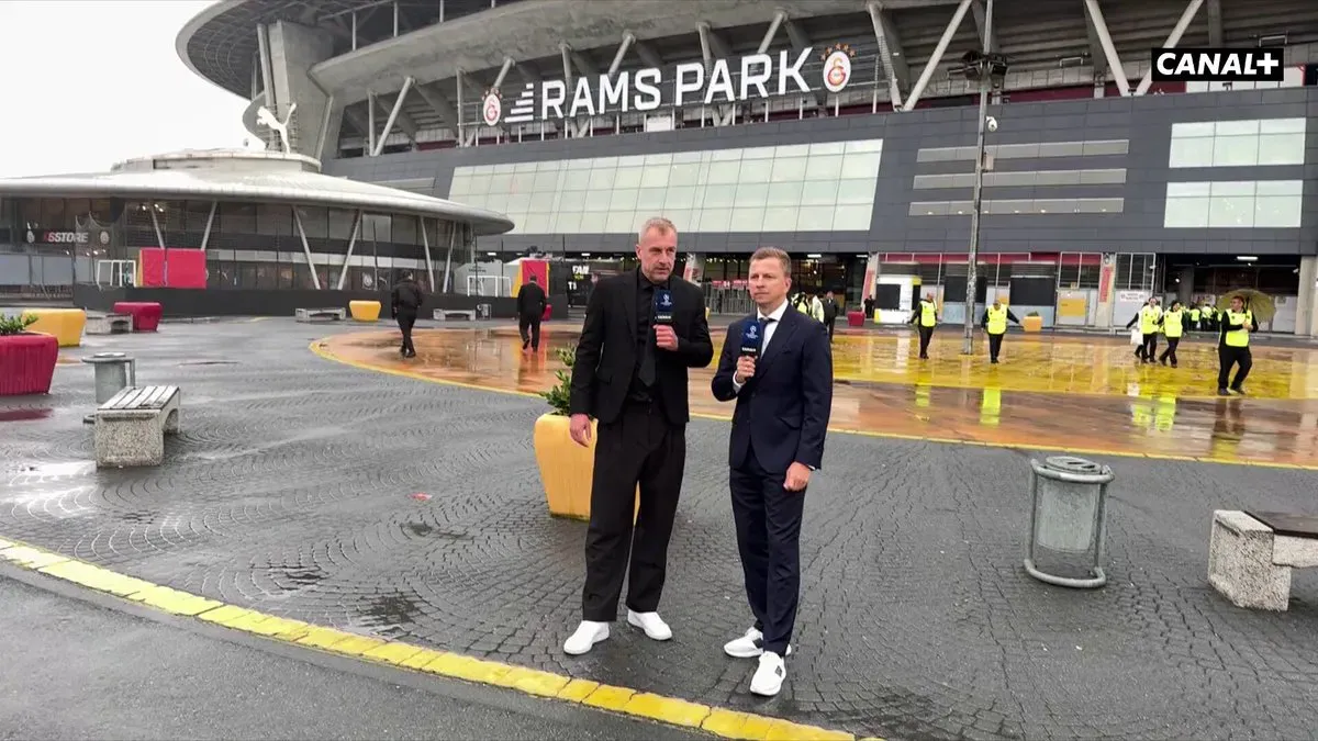 Jesteśmy już na RAMS Park, gdzie dziś Galatasaray podejmie Barcelonę! Mecz skomentują @BartoszGlen i Marcin