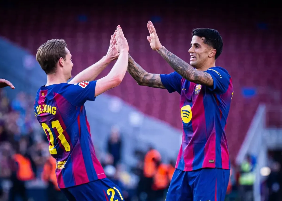 Joao Cancelo szczerze o formie w Barcelonie i wymaganiach Flicka