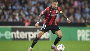 Jonathan Clauss oddał opaskę kapitańską. Axel Witsel nowym liderem OGC Nice