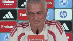 José Mourinho twierdzi, że Vinícius Júnior powinien był wymusić odejście z Realu Madryt
