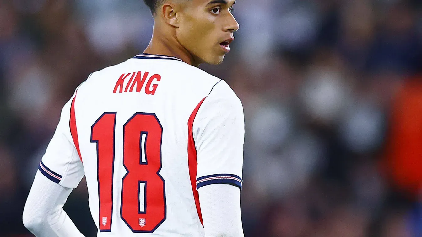 Josh King na celowniku Arsenalu i Liverpoolu. Fulham wyklucza styczniowy transfer