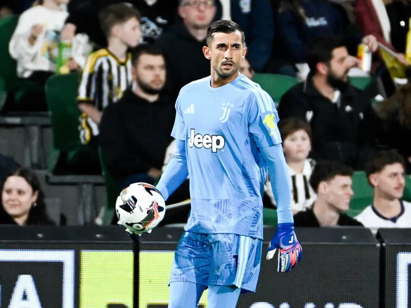 Juventus oddaje bramkarza. Mattia Perin blisko przenosin do nowego klubu