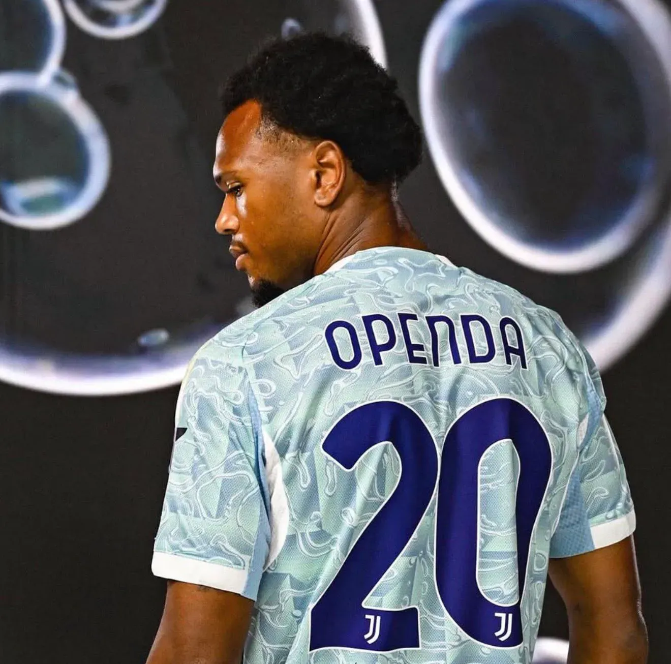 Juventus podjął ostateczną decyzję w sprawie Opendy. Gigantyczna kwota wchodzi w grę