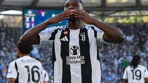 Juventus walczy o wielki transfer. Napastnik PSG podjął już decyzję