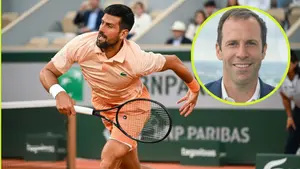 Kamery uchwyciły to pod koszulką. Novak Djoković ma poważny problem na French Open