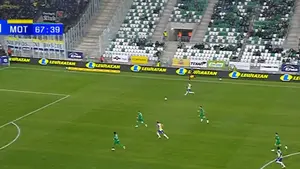 Karol Czubak pewnie wykorzystuje rzut karny! Motor prowadzi w Radomiu