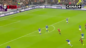 Katastrofa Evertonu! Prowadzili 1:0, by w odstępie kilku chwil stracić dwie bramki, a na domiar złego czerwoną kartkę do