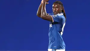 Kean wypada z gry przed starciem z Romą. Fabregas ma pretensje do FIGC