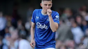 Kluczowa decyzja Evertonu w sprawie obrońcy. Vitalij Mykolenko zostaje w klubie