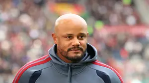 Kompany potwierdził. Jonas Urbig zastąpi Neuera w meczu z Vikingiem