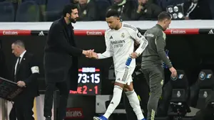 Konflikt w Realu Madryt? Arbeloa reaguje na publiczne pretensje Mbappe