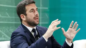 Koniec ery bezkrólewia w Madrycie. Florentino Perez ma rywala, potężna kwota na stole