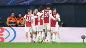 Koniec pewnej ery w Amsterdamie? Ajax walczy o przetrwanie w Europie
