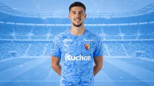 Koniec pewnej ery w Aston Villi? Szykują ofertę za następcę Emiliano Martíneza