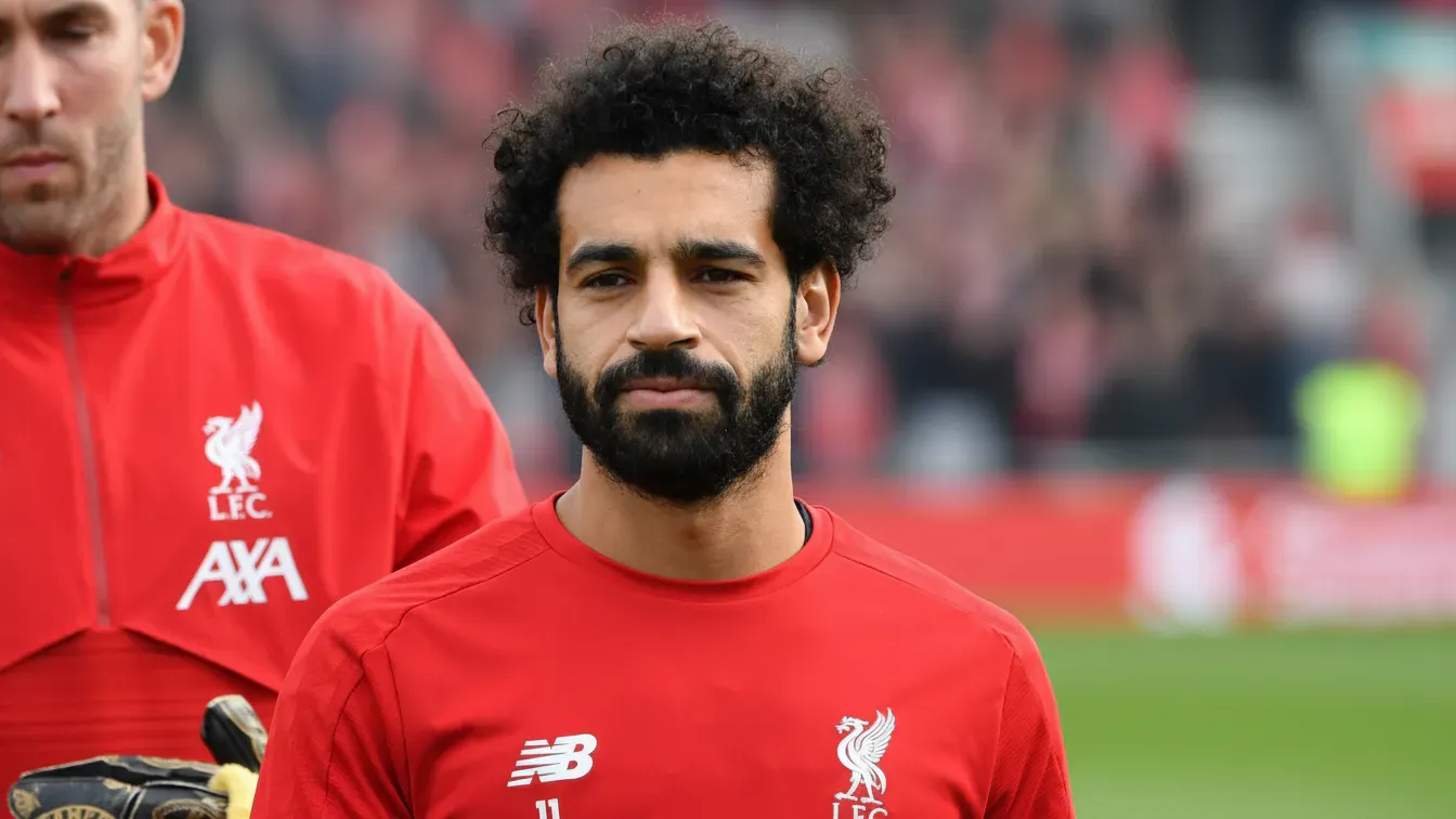 Koniec pewnej ery w Liverpoolu. Klub podjął bezlitosną decyzję w sprawie Mohameda Salaha