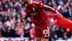 Koniec spekulacji w sprawie gwiazdy Liverpoolu. Ojciec zawodnika zabrał głos