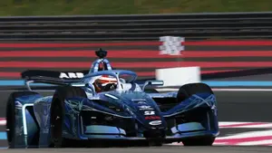 Koniec z wolnymi bolidami. Formuła E rzuca wyzwanie F1 i wprowadza rewolucyjny format