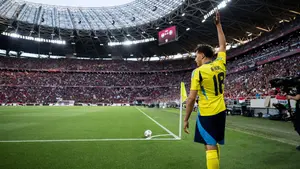 Kontrakt Ayariego wygasa po sezonie. Brighton chce uprzedzić rywali