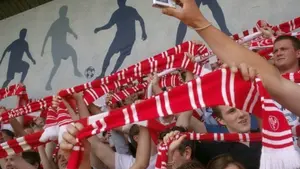 Kortrijk o krok od awansu. Fatalny błąd rywali otwiera drzwi do elity