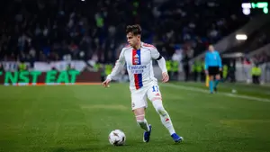 Kosztował grosze, teraz Lyon drży o jego przyszłość. Zapada kluczowa decyzja w sprawie gwiazdy