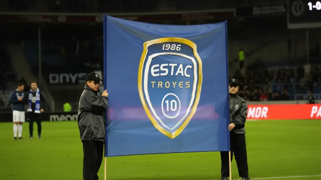 Król strzelców na celowniku Feyenoordu. Holendrzy ruszyli po marokańskie odkrycie sezonu