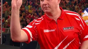 Krzysztof Ratajski długo świetnie spisywał się w ćwierćfinale UK Open - niestety końcówka należała do Josha Rocka Kolejn