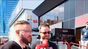 Kuba, polski fotograf pracujący przy F1, złapany przez nas na krótką rozmowę podczas IRL! Oglądajcie tutaj