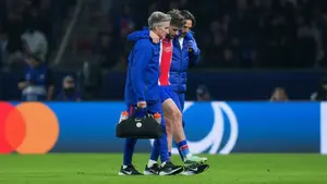 Kvaratskhelia zniesiony z boiska. PSG podejrzewa uraz więzadła