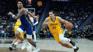 Lakers odwrócili losy meczu ze Spurs. Kibice zachwyceni nowym bohaterem z G League