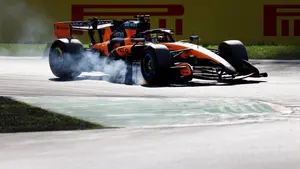 Lando Norris stracił pół sekundy przez błąd kolegi? McLaren w opałach przed GP Włoch