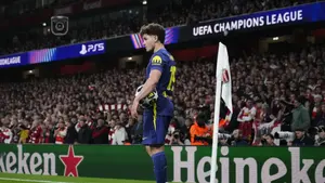Laporta wyznaczył ostateczny termin. Barcelona idzie na całość, ale Arsenal ma asa w rękawie