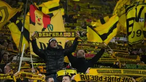 Lars Ricken uderza we włoskie służby. Borussia Dortmund zagra w Bergamo bez wsparcia