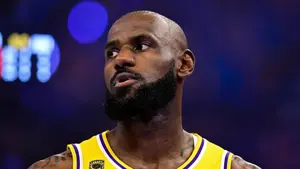 LeBron James podjął ostateczną decyzję. Opuszcza Lakers i wskazał pięć klubów