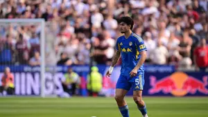 Leeds United pod ścianą. Gwiazda defensywy może odejść za 15 milionów funtów
