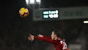 Legenda Liverpoolu podjęła decyzję. Andrew Robertson ma na stole konkretną ofertę
