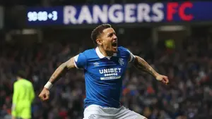 Legenda Rangersów na celowniku klubów z Ligue 1. Zaskakujący kierunek dla Jamesa Taverniera