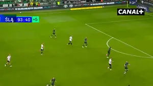 Legia warszawa strzela w samej końcówce! Tuż przed ostatnim gwizdkiem bramkę na wagę remisu zdobył Rafał Adamski!