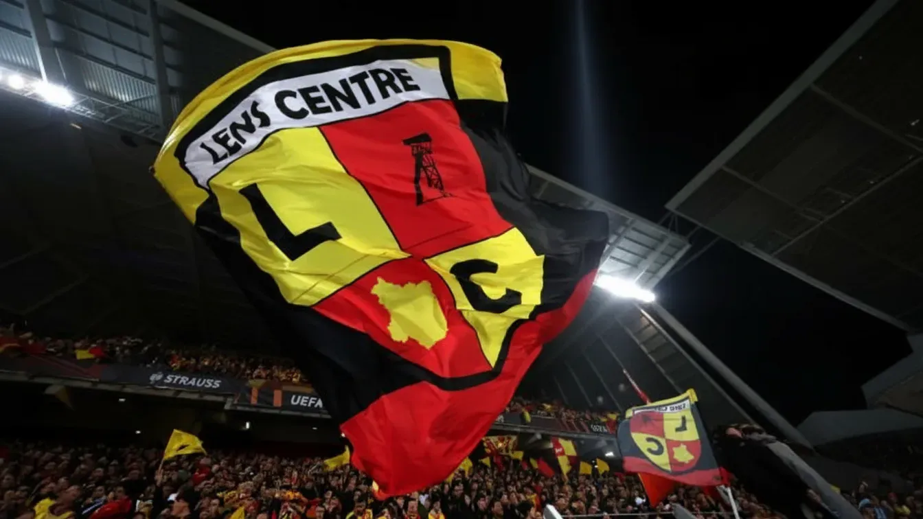 Lens przegrało ze Sportingiem. Luis Suárez i Issa Doumbia przesądzili o wyniku